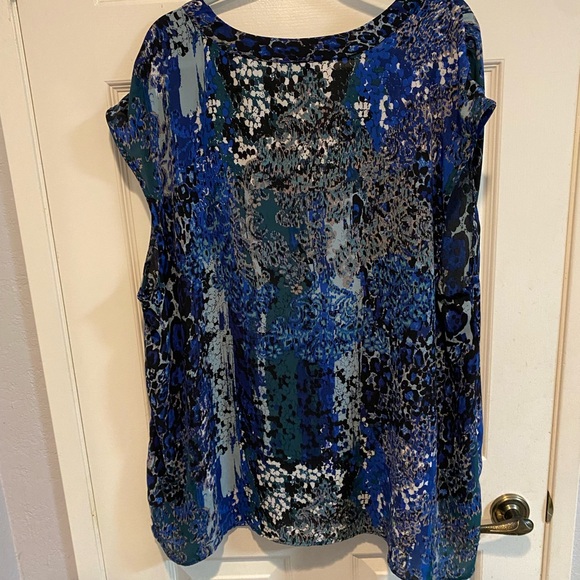 Premise Blue Multi-Pattern V-Neck Sleeveless Top - Picture 3 of 3